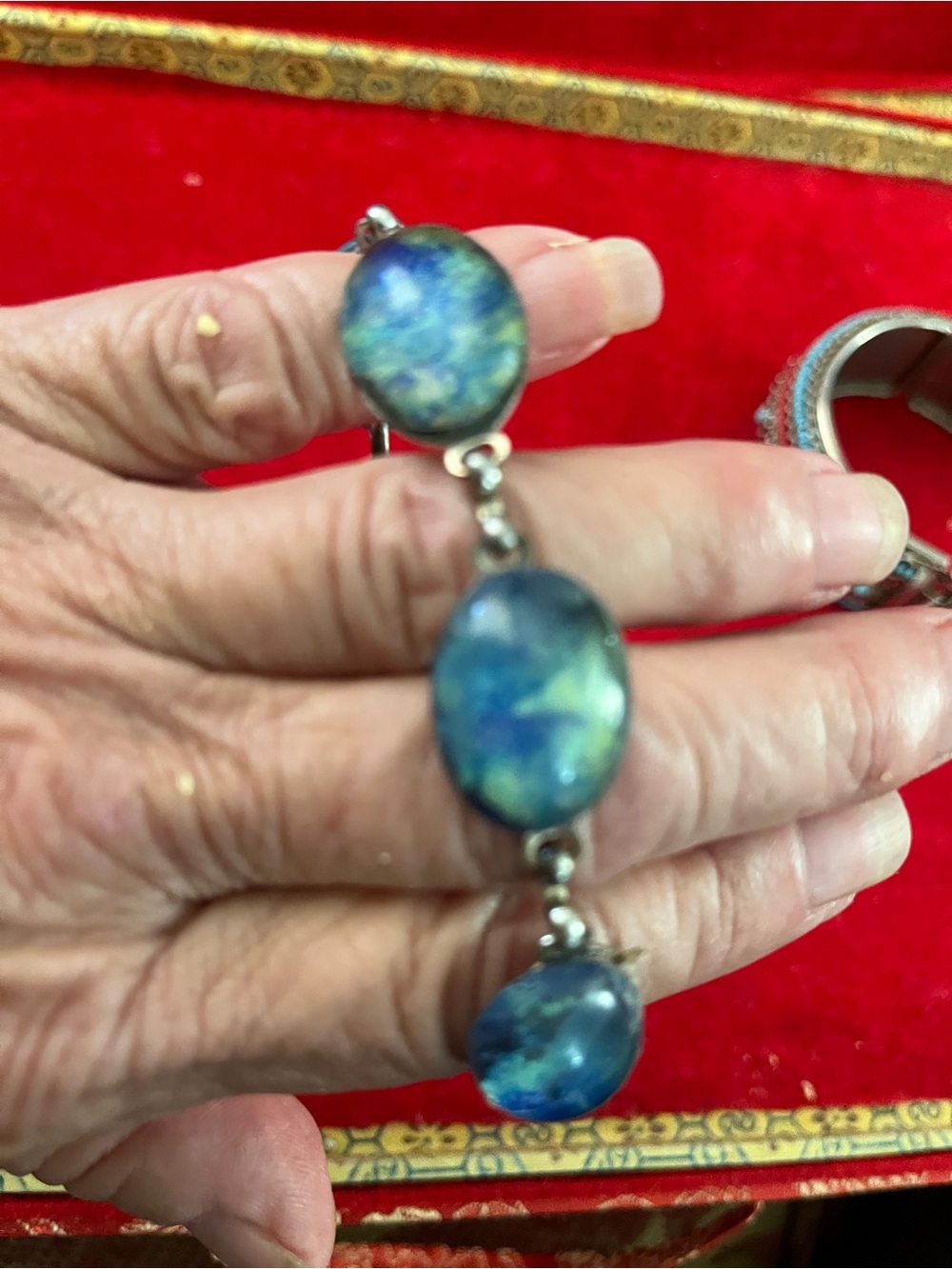 Blue Opalescent Glass Link Bracelet - Unbranded